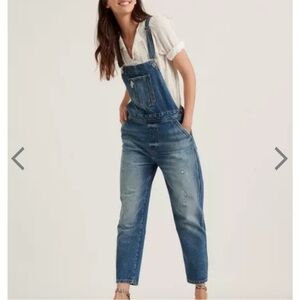 Lucky Brand relaxed overalls jean Sz 25 0 distressed denim